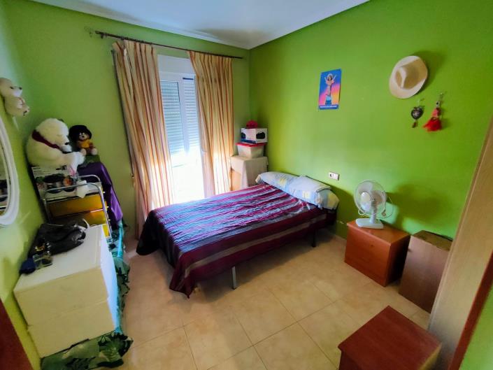 Image No.14-4 Bed House for sale