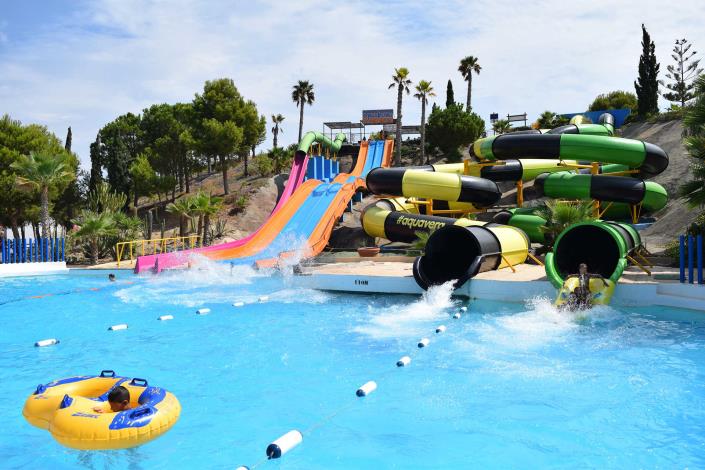 Image No.15-3 Bed Chalet for sale