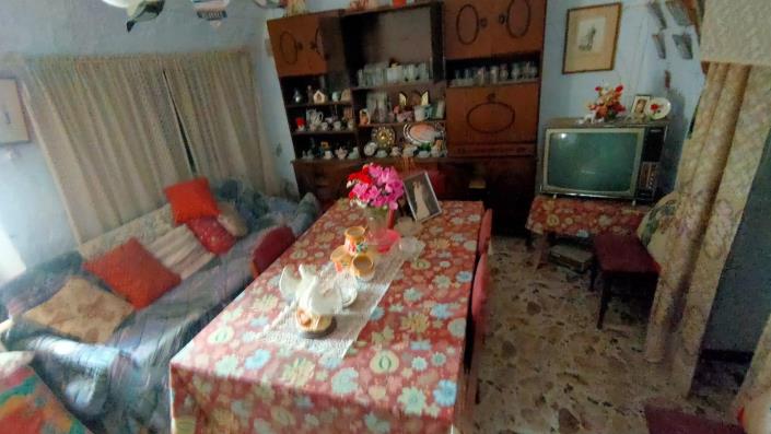 Image No.22-5 Bed House for sale