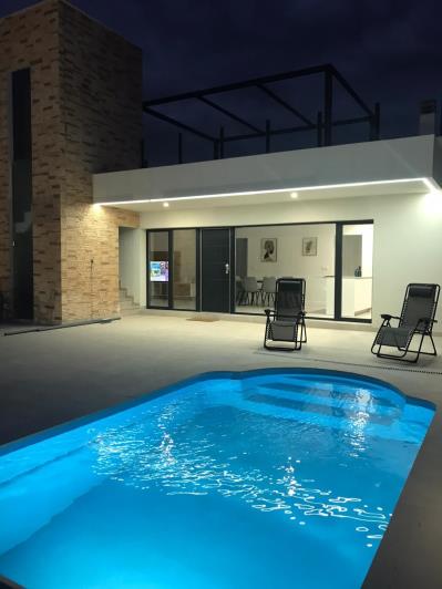 Image No.6-2 Bed House for sale