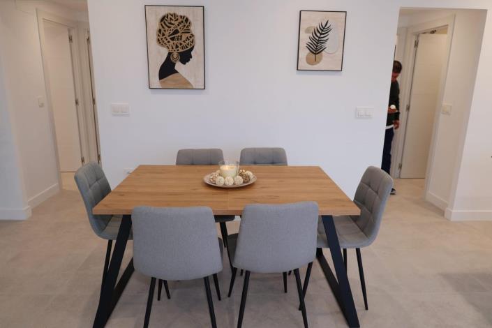 Image No.40-3 Bed House for sale