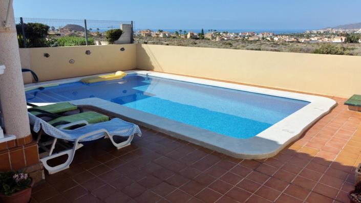 Image No.22-3 Bed Chalet for sale