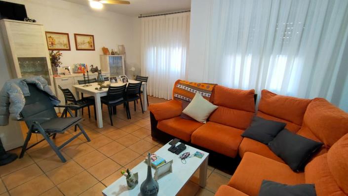 Image No.6-3 Bed Duplex for sale