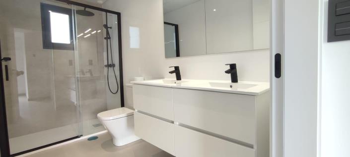 Image No.11-4 Bed House/Villa for sale