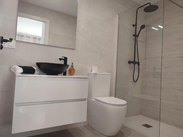 Image No.16-3 Bed Villa / Detached for sale