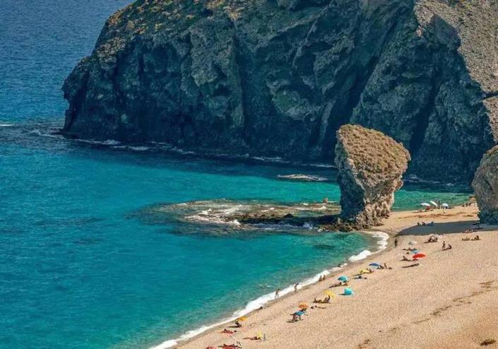 Image No.29-2 Bed Apartment for sale