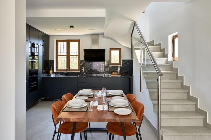 Image No.7-3 Bed Villa for sale