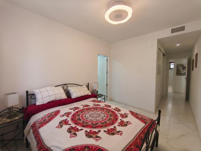 Image No.15-3 Bed Apartment for sale