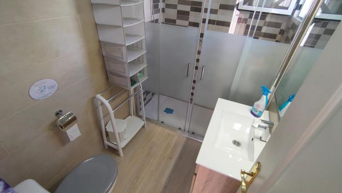 Image No.16-2 Bed House for sale