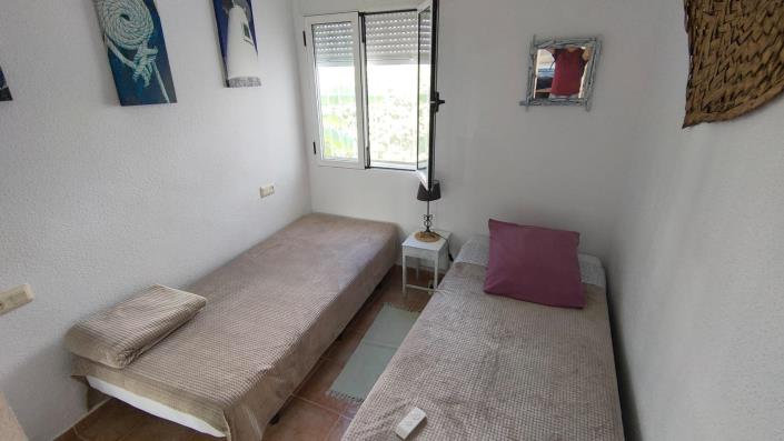 Image No.17-2 Bed House for sale