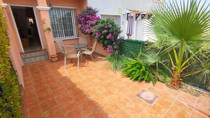 Image No.3-2 Bed House for sale