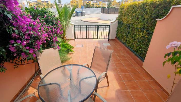 Image No.4-2 Bed House for sale