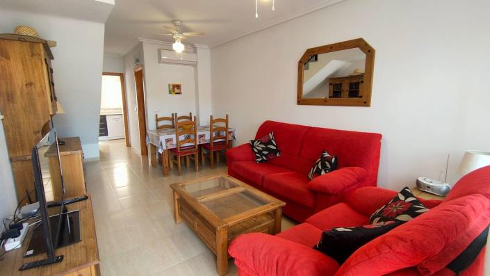 Image No.6-2 Bed House for sale