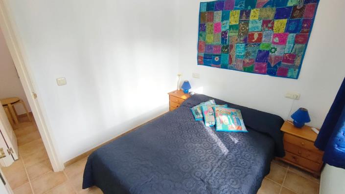 Image No.10-2 Bed House for sale