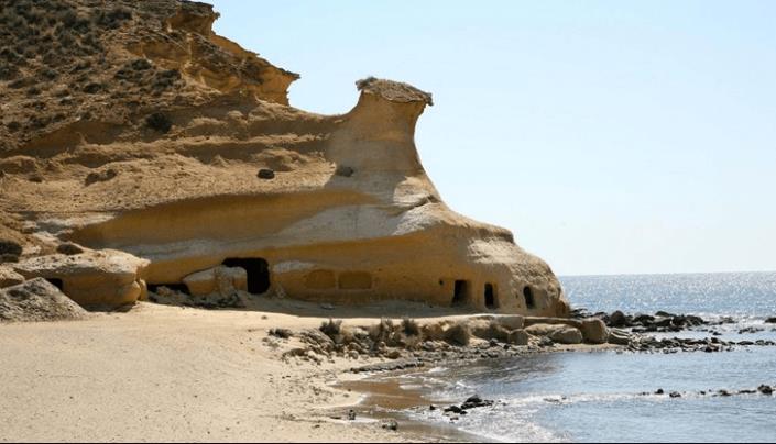 Image No.16-2 Bed Apartment for sale