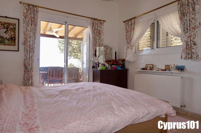 Image No.35-3 Bed Bungalow for sale