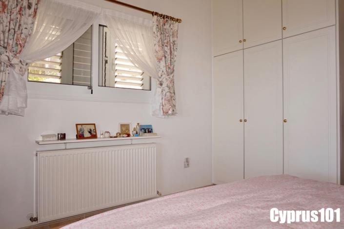 Image No.36-3 Bed Bungalow for sale