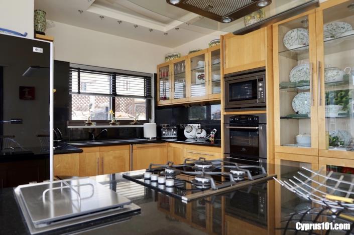 Image No.20-4 Bed Villa / Detached for sale