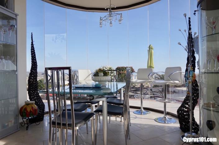 Image No.21-4 Bed Villa / Detached for sale