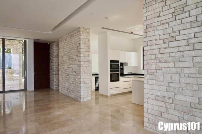 Image No.18-5 Bed Villa / Detached for sale