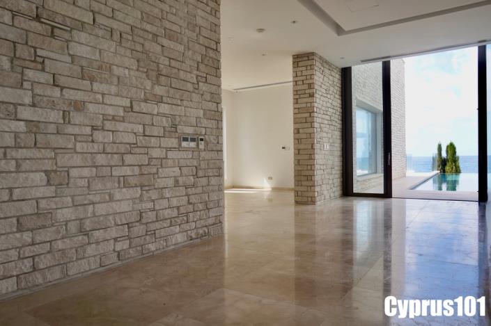 Image No.19-5 Bed Villa / Detached for sale