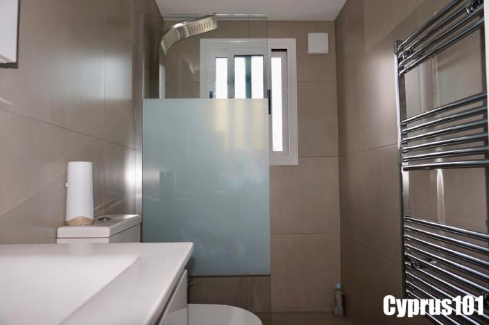 Image No.35-4 Bed Villa / Detached for sale