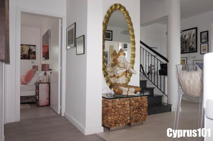 Image No.39-4 Bed Villa / Detached for sale