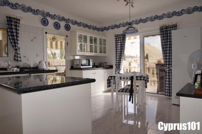 Image No.16-5 Bed Villa / Detached for sale