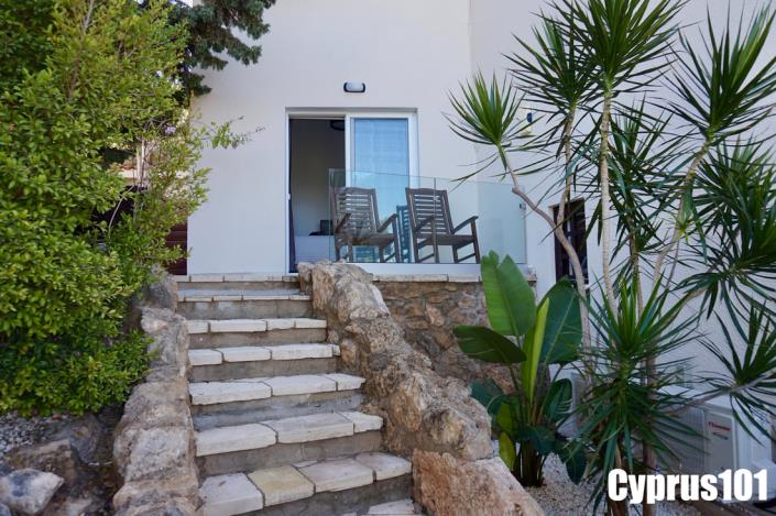 Image No.24-3 Bed Villa / Detached for sale