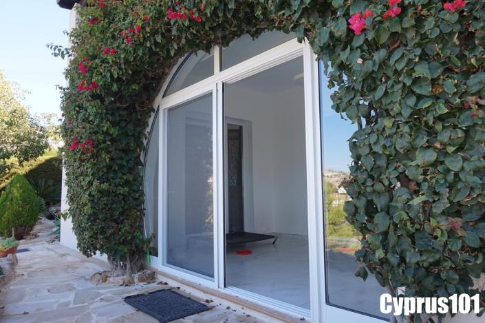 Image No.35-3 Bed Villa / Detached for sale