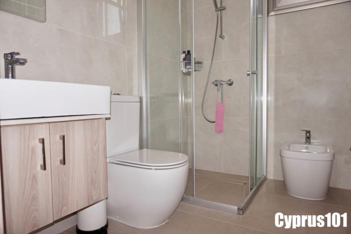 Image No.25-3 Bed Villa / Detached for sale