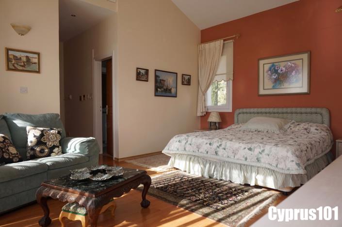 Image No.32-4 Bed Villa / Detached for sale