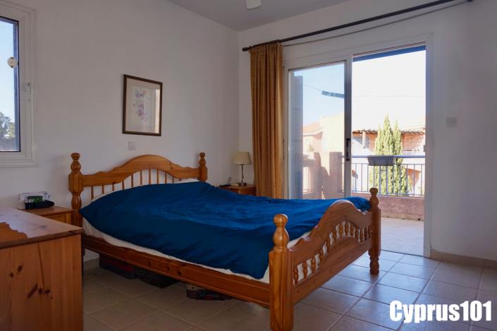 Image No.20-2 Bed Apartment for sale