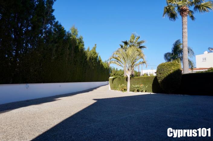 Image No.13-5 Bed Villa / Detached for sale