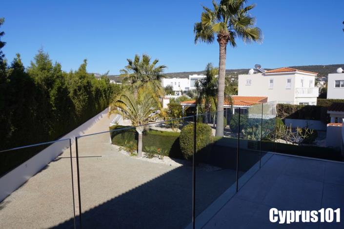 Image No.36-5 Bed Villa / Detached for sale