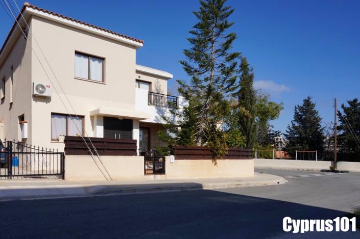 Image No.1-4 Bed Villa / Detached for sale