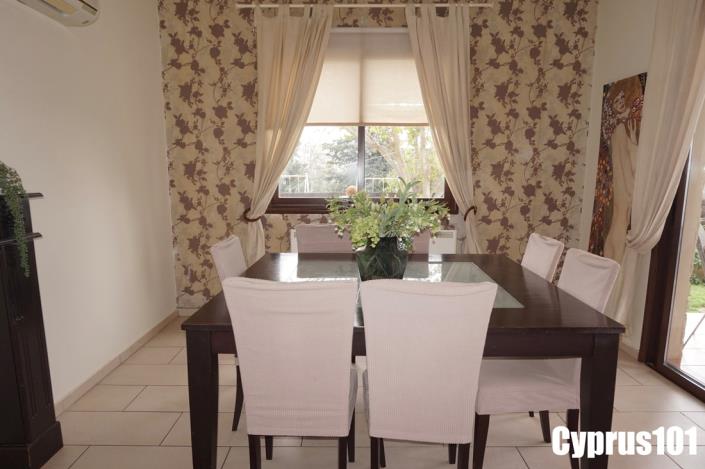 Image No.8-4 Bed Villa / Detached for sale