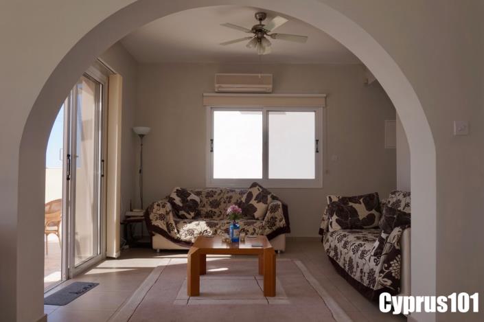 Image No.10-3 Bed Villa / Detached for sale