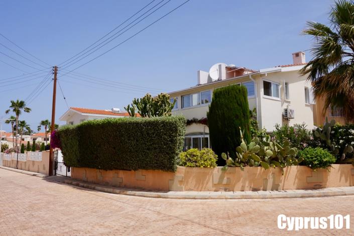 Image No.11-3 Bed Villa / Detached for sale