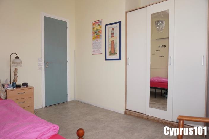 Image No.34-3 Bed Villa / Detached for sale