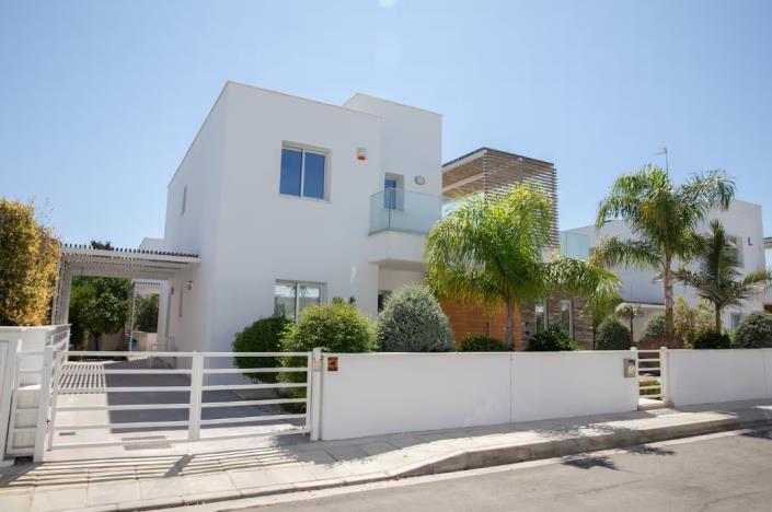 Image No.5-3 Bed Villa / Detached for sale