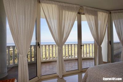 Image No.37-5 Bed Villa / Detached for sale