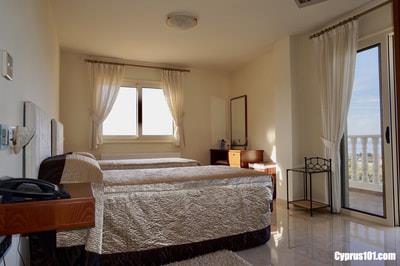 Image No.41-5 Bed Villa / Detached for sale