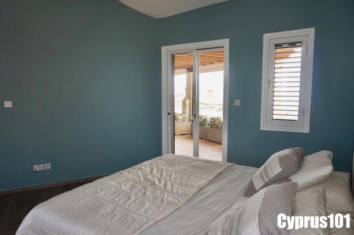 Image No.21-3 Bed Penthouse for sale