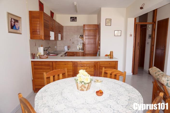 Image No.18-2 Bed Apartment for sale