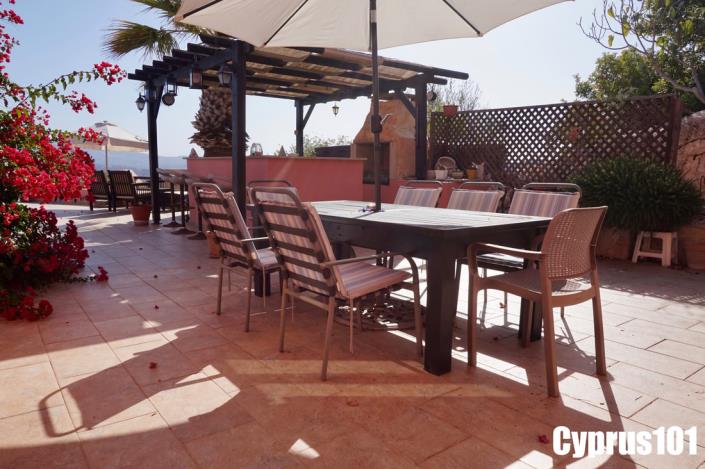 Image No.10-3 Bed Villa / Detached for sale