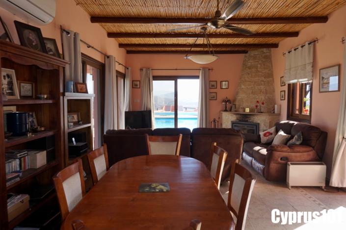 Image No.17-3 Bed Villa / Detached for sale