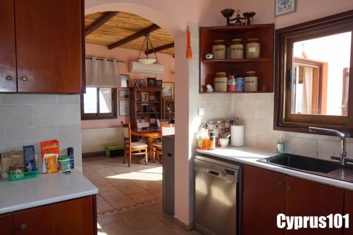 Image No.19-3 Bed Villa / Detached for sale