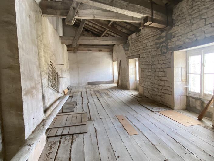 Image No.16-5 Bed House for sale