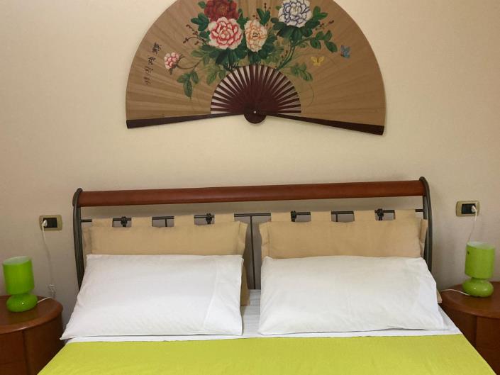 Image No.12-3 Bed Semi-Detached for sale